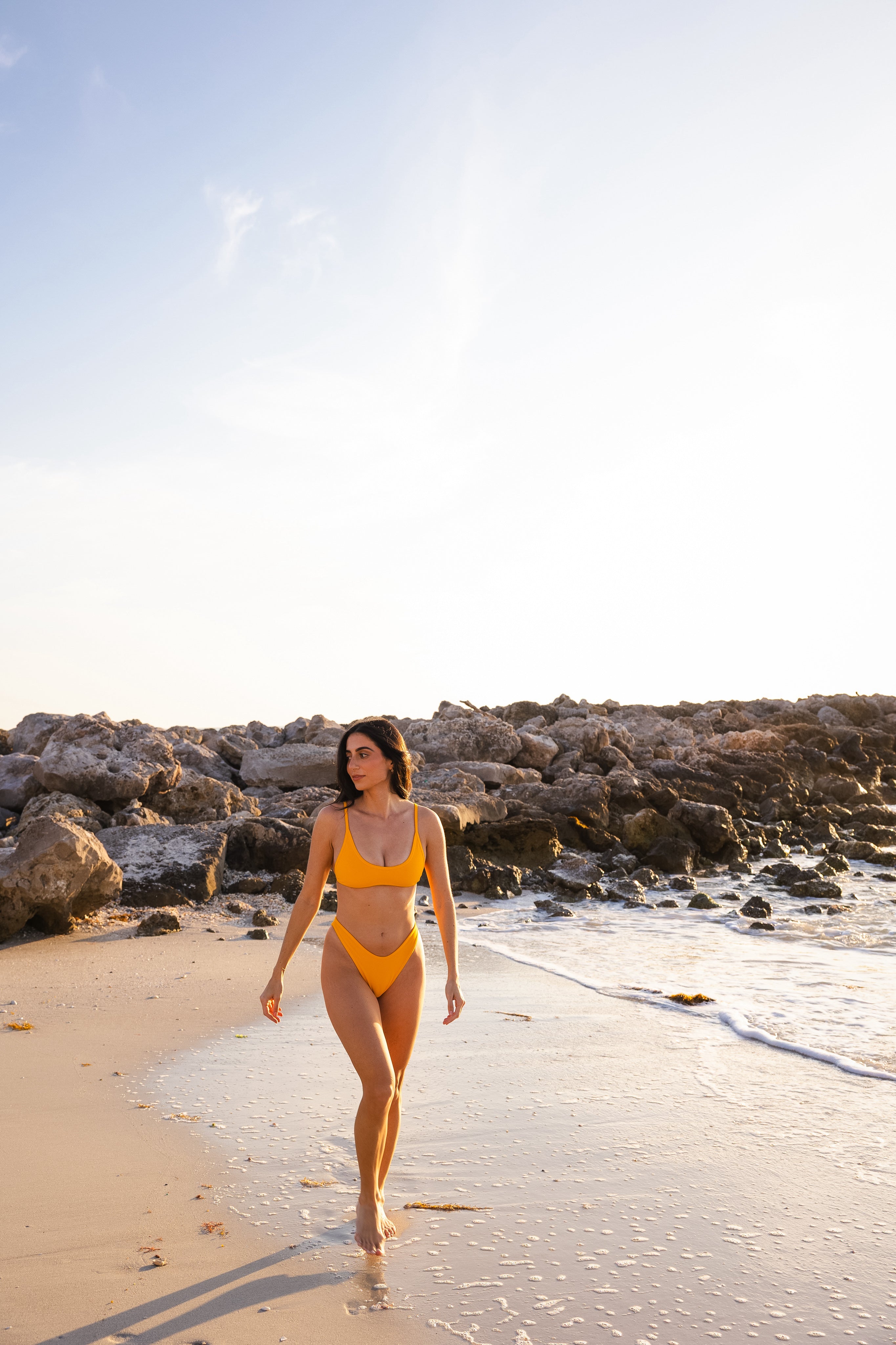 Mango medium bottom